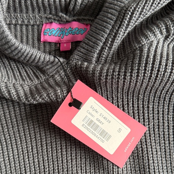 Gray Hooded Sweater - Picture 2 of 2